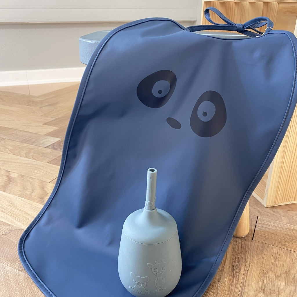 Nuuroo Alberte Lång Haklapp Belagd Blue Panda