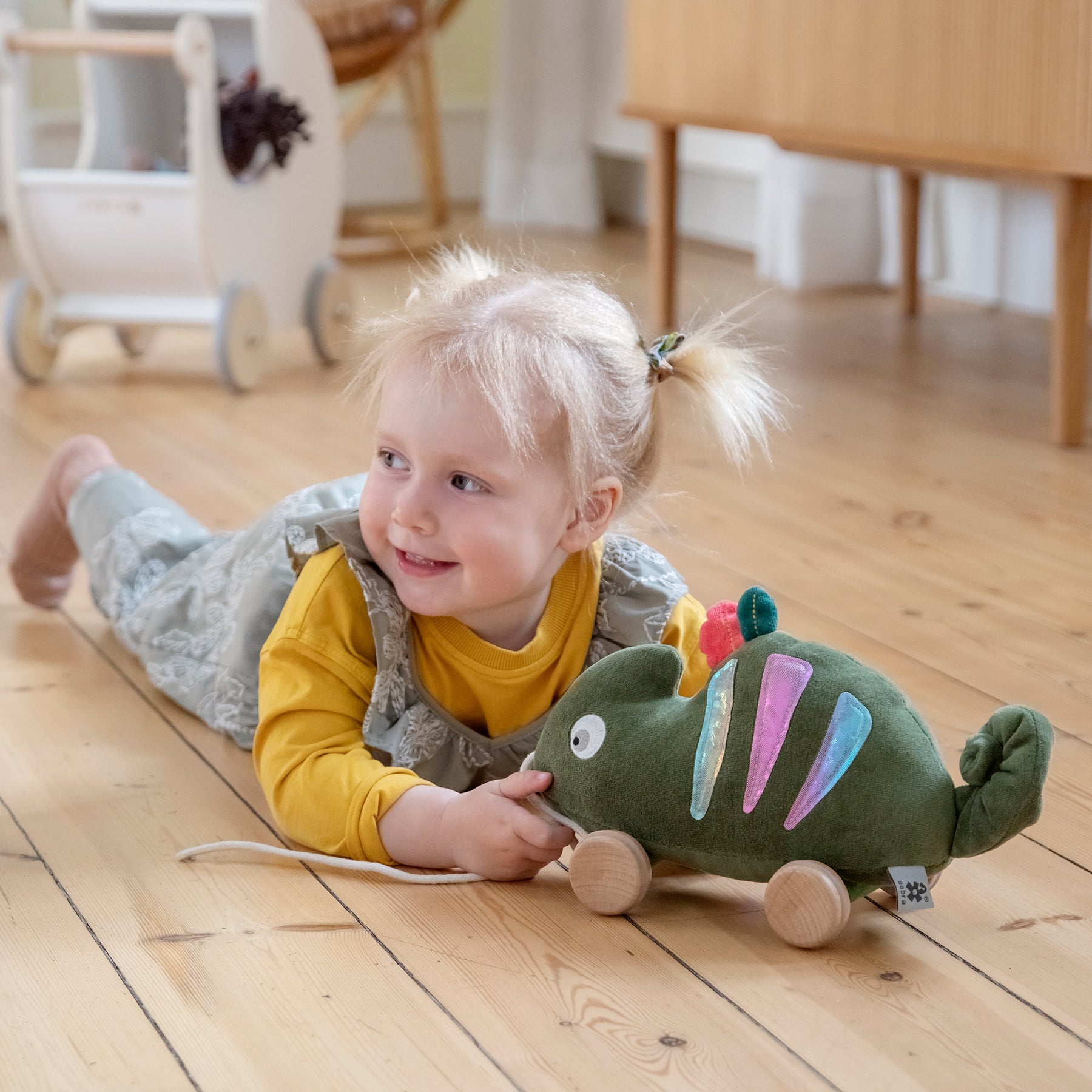 Sebra Dragleksak Kameleonten Charley