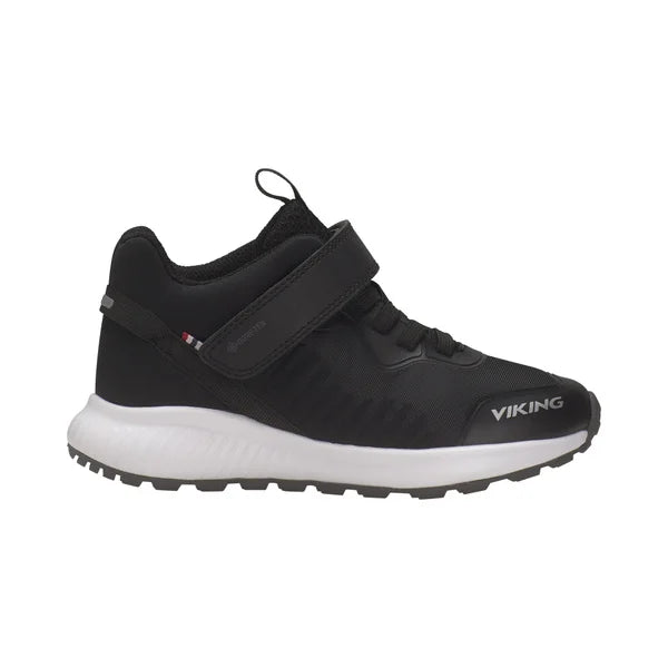 Viking Sneaker Aery Tau Low GTX Svart