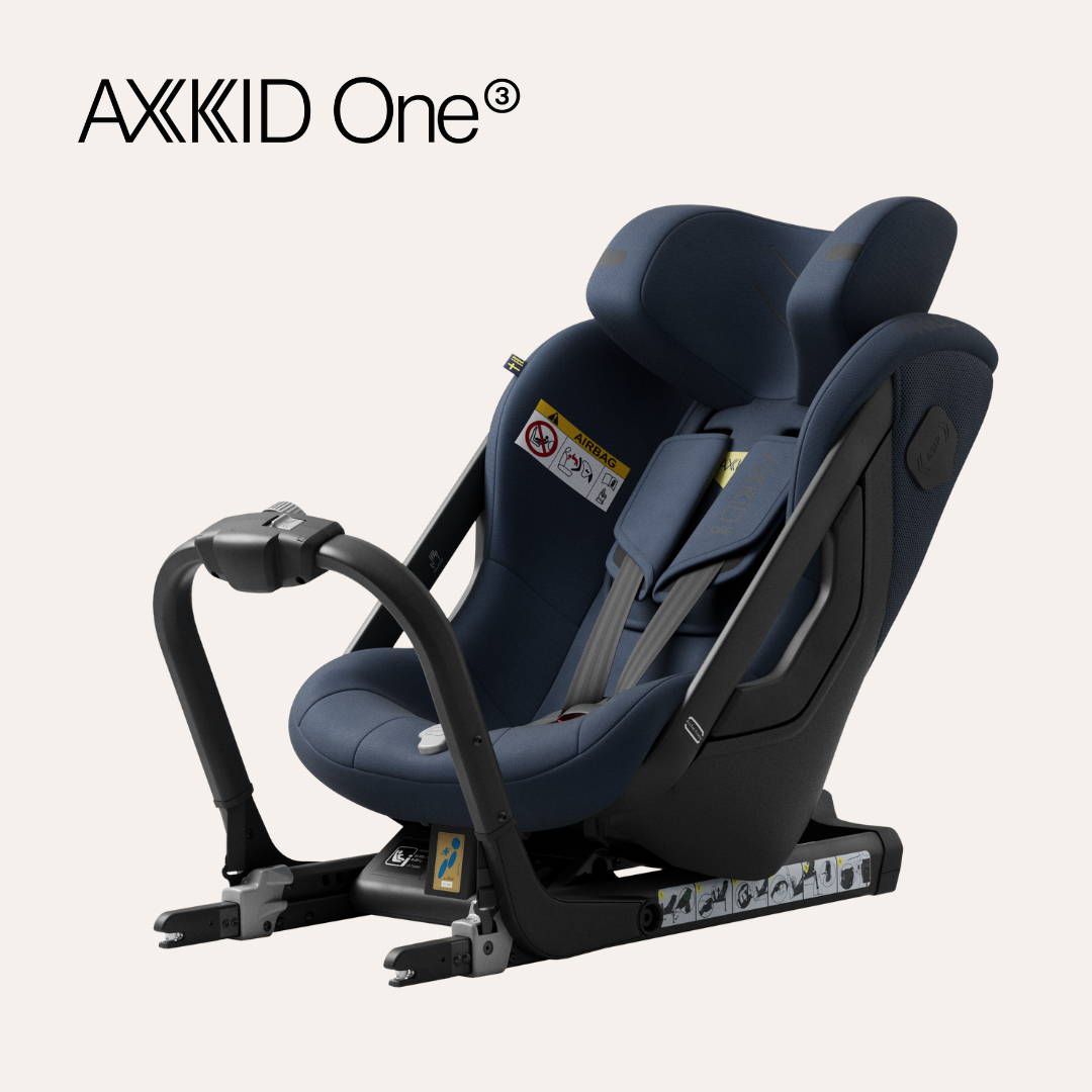 Axkid One 3  Bilbarnstol Glacier Lake Blue