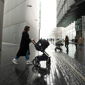 Nuna PIPA URBN Babyskydd Med Isofix Granite