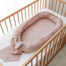 Babyly Babynest Linne Rosett Gammelrosa