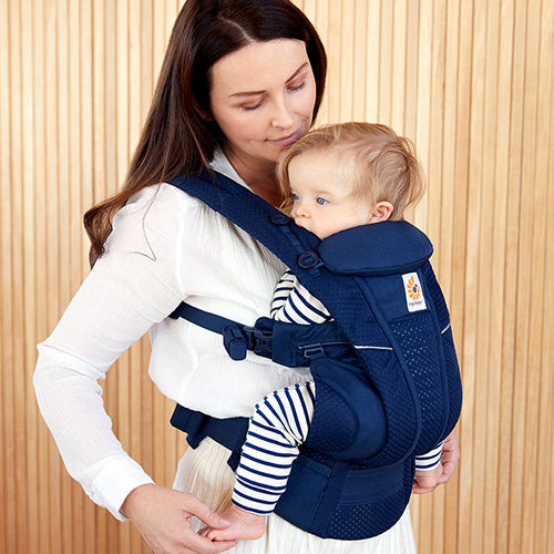 Ergobaby Bärsele Omni Breeze Midnight Blue