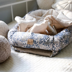 Babyly Babynest Secret Graden Blå Blommor