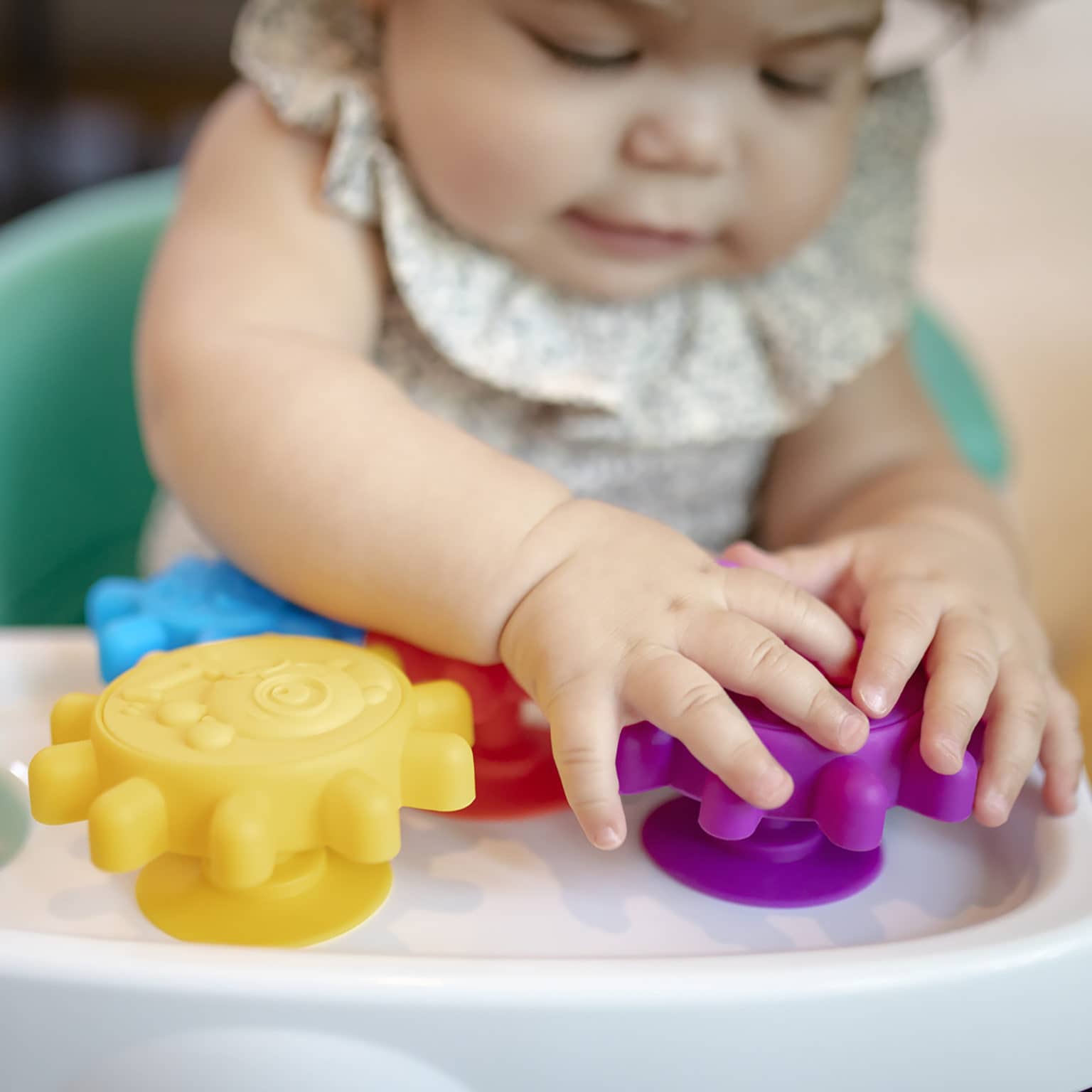 Baby Einstein Aktivitetsleksak Gears of Discovery™ växlar med sugkoppar