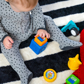 Baby Einstein Drive & Soar™ Magnetisk Aktivitetsleksak